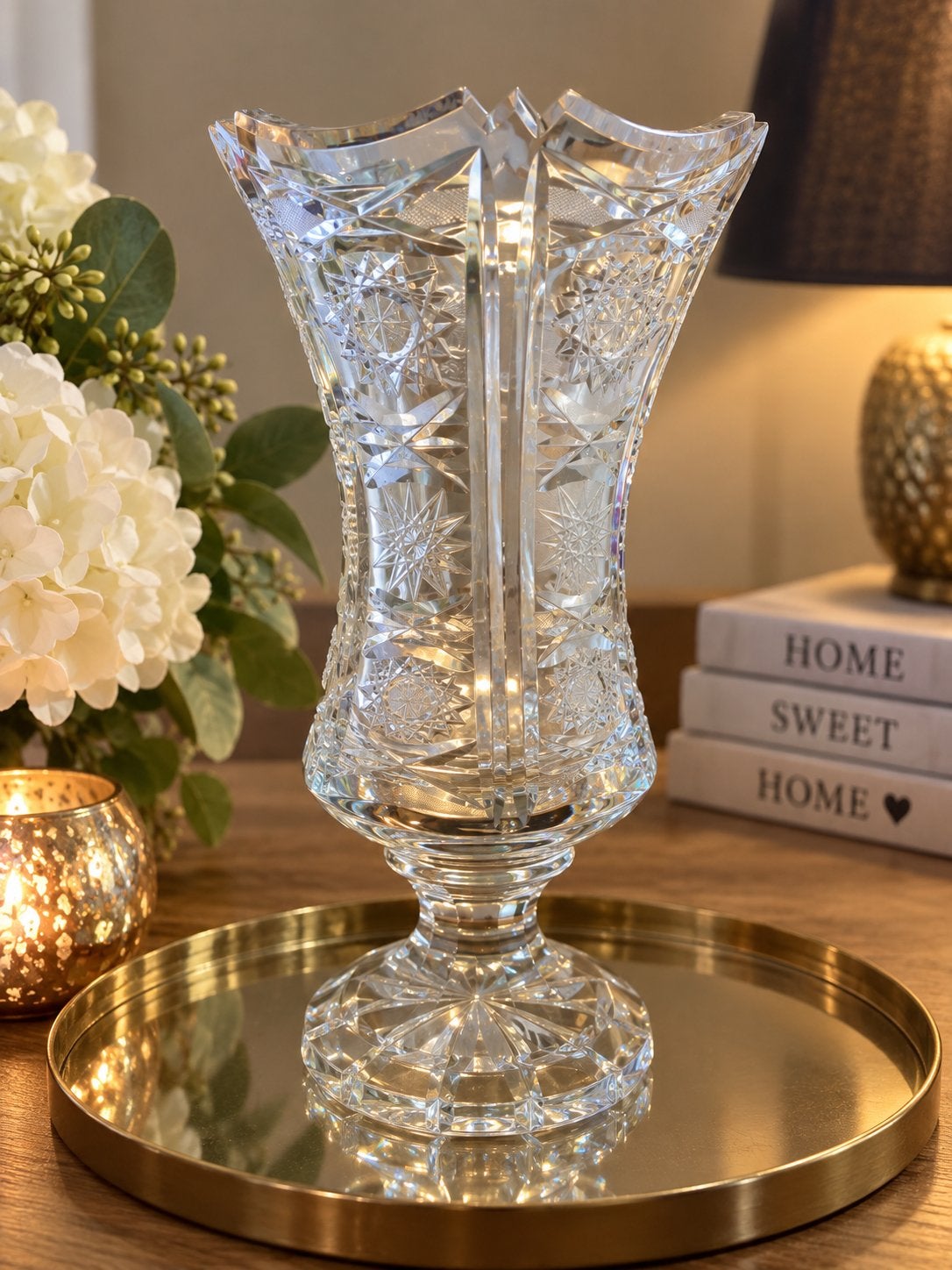 Magnifique vase en cristal taillé vintage sur pied, Enlèvement ou Envoi