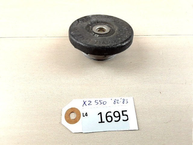 XZ550G 1982 - 1983 Yamaha Radiator Stop D1-37648