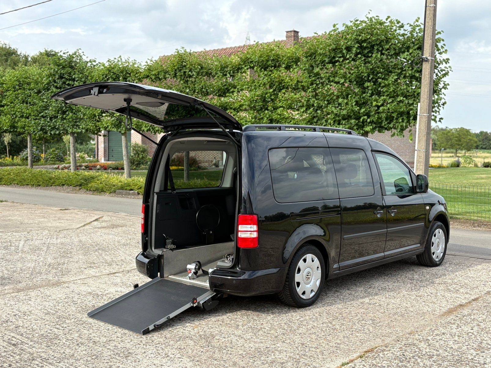 ♿️Volkswagen Caddy Maxi 1.2TSI Rolstoel Invalide TPMR, Auto's, Volkswagen, Monovolume, https://public.car-pass.be/vhr/1e63a609-a57a-438c-8ea2-f79925290ec7