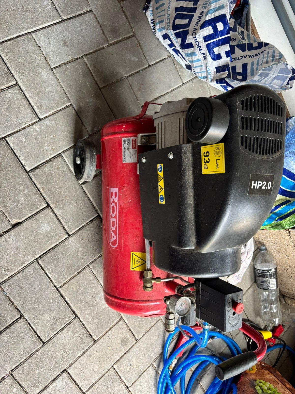 Compressor in topstaat, Doe-het-zelf en Bouw, Compressors, Ophalen, Zo goed als nieuw