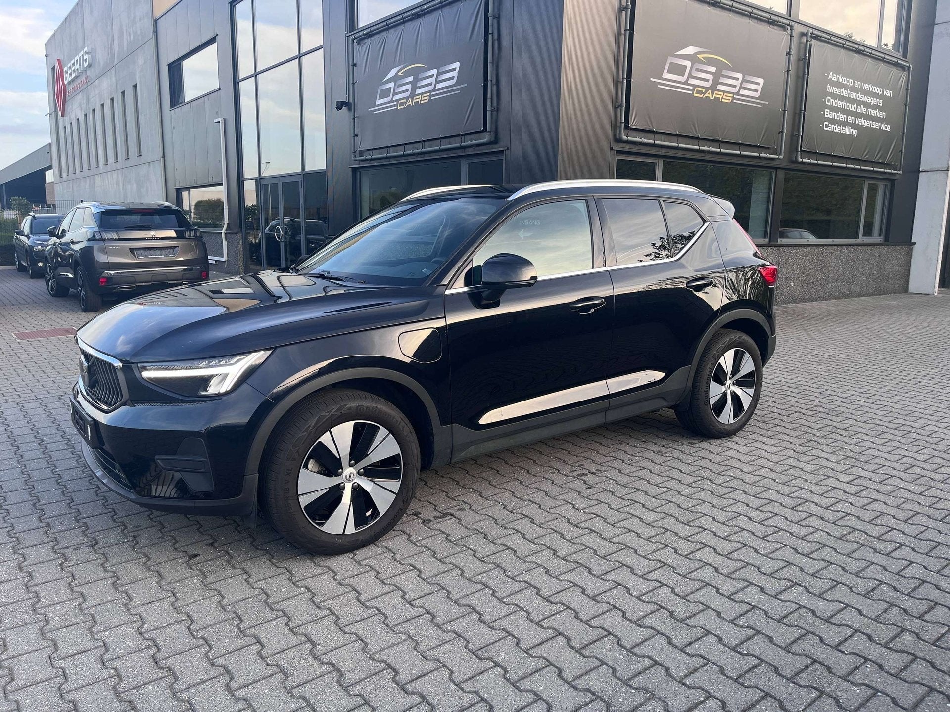 Volvo XC40 1.5 T4 PHEV 211pk CORE/LED/Zetel+Stuurverwarming/, Autos, Achat, Euro 6, Entreprise, Noir