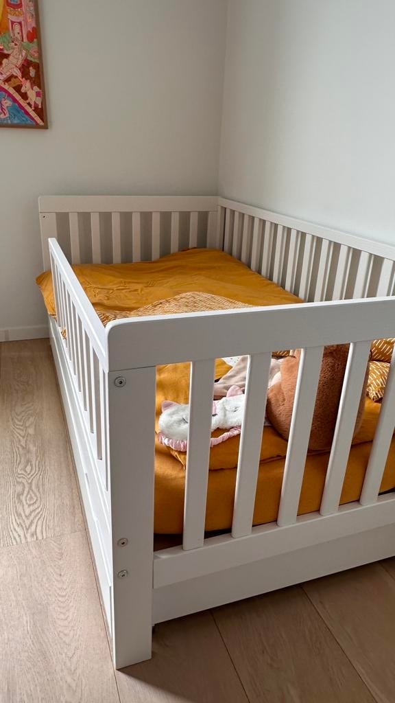 Petite Amélie Peuterbed 140x70 cm - Wit Kinderbed, Ophalen, Zo goed als nieuw, Matras