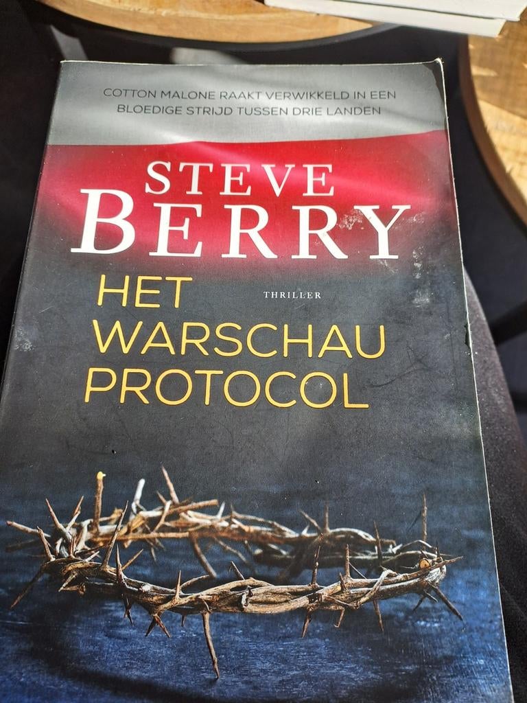 Steve Berry - Het Warschau-protocol, Ophalen of Verzenden, Steve Berry