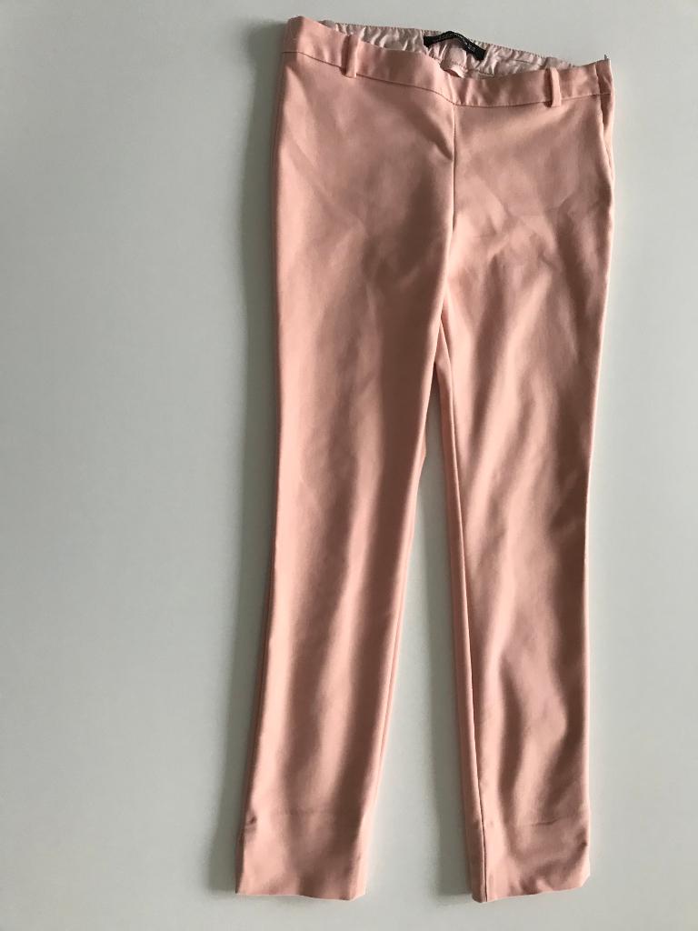 Roze geklede broek van ZARA maat XS, Kleding | Dames, Zara, Ophalen of Verzenden, Zo goed als nieuw, Roze