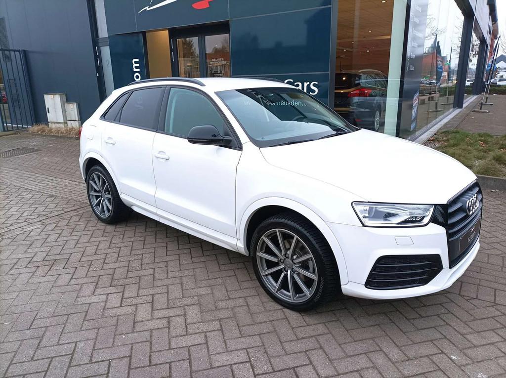 Audi Q3 Q3 1.4 TFSI design (bj 2018), Auto's, Stof, Gebruikt, 4 cilinders, Wit