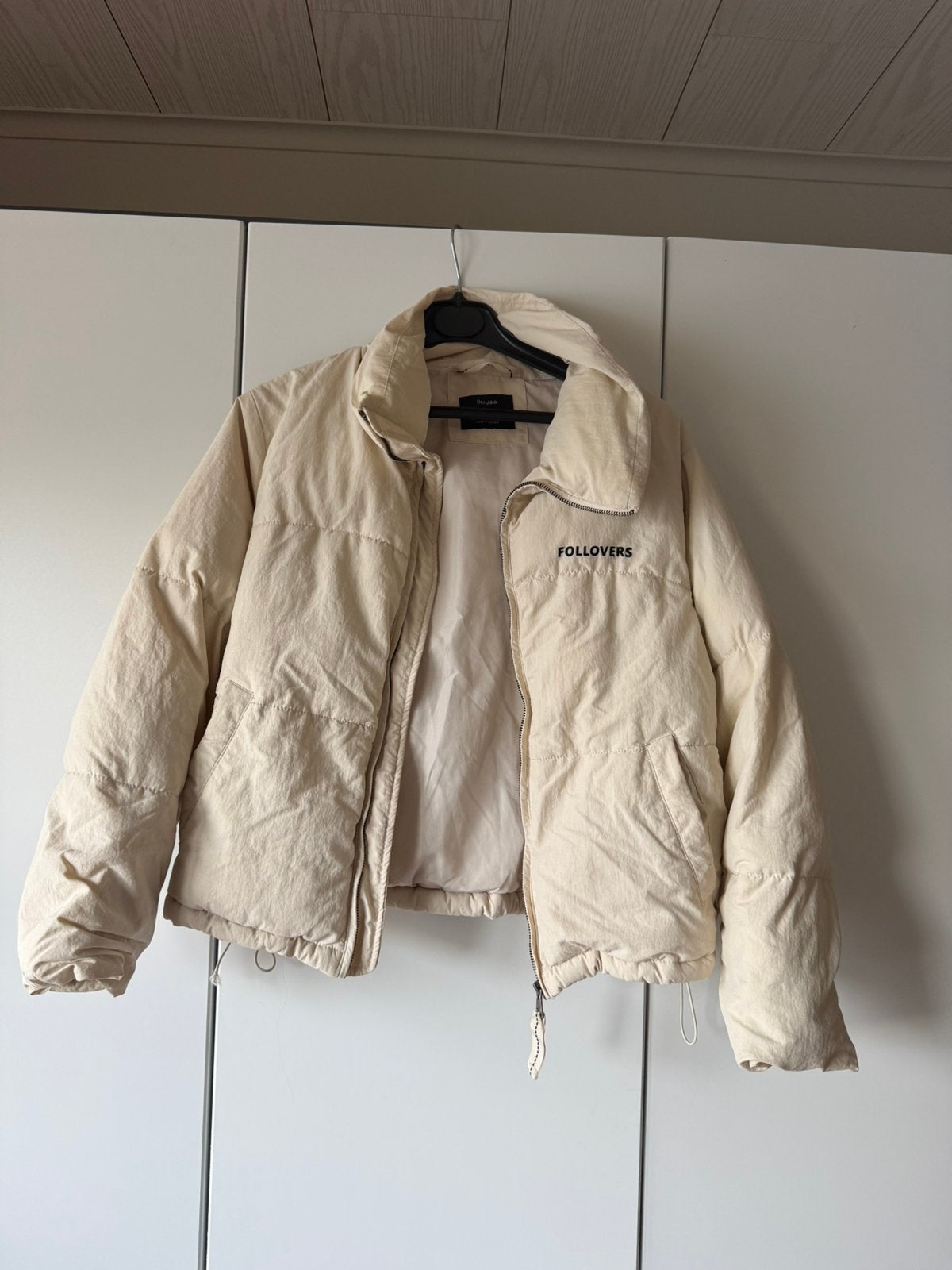 Winterjas van Bershka, Kleding | Dames, Verzenden, Gedragen, Maat 36 (S), Beige