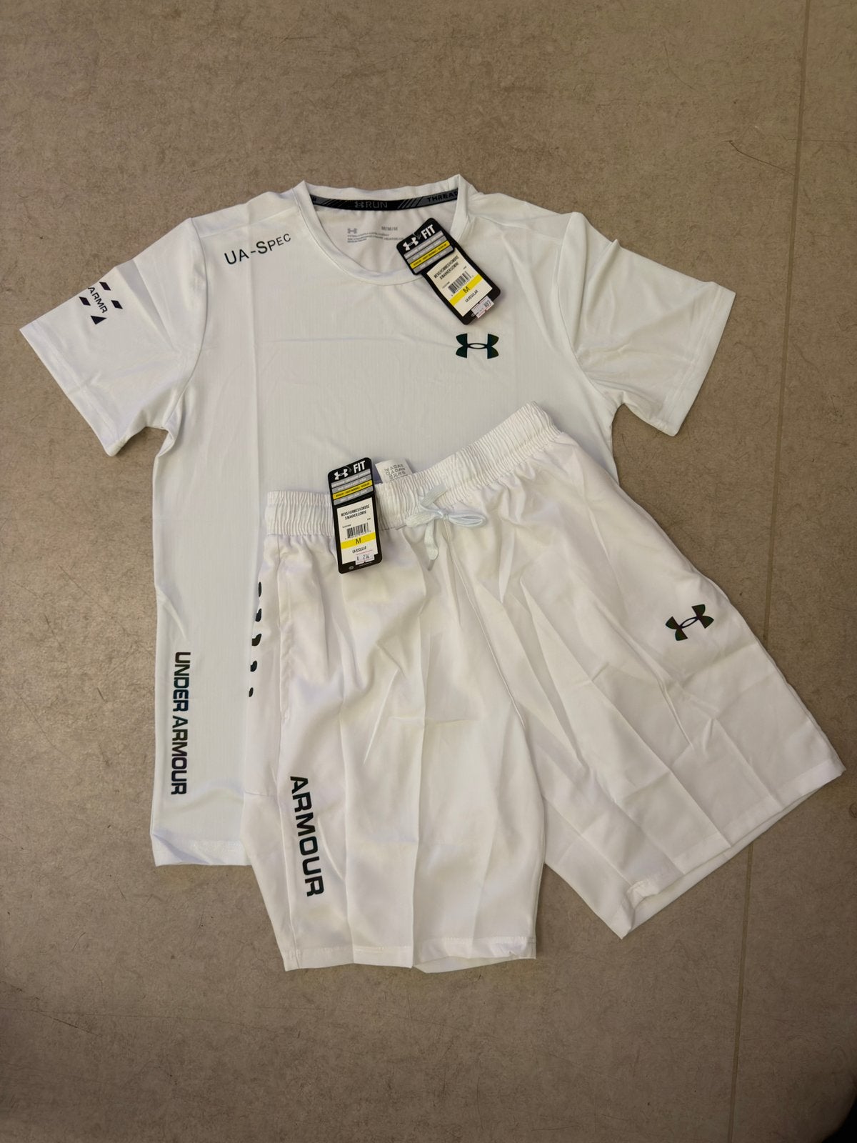 Ensemble under armour, Enlèvement ou Envoi, Neuf, Blanc
