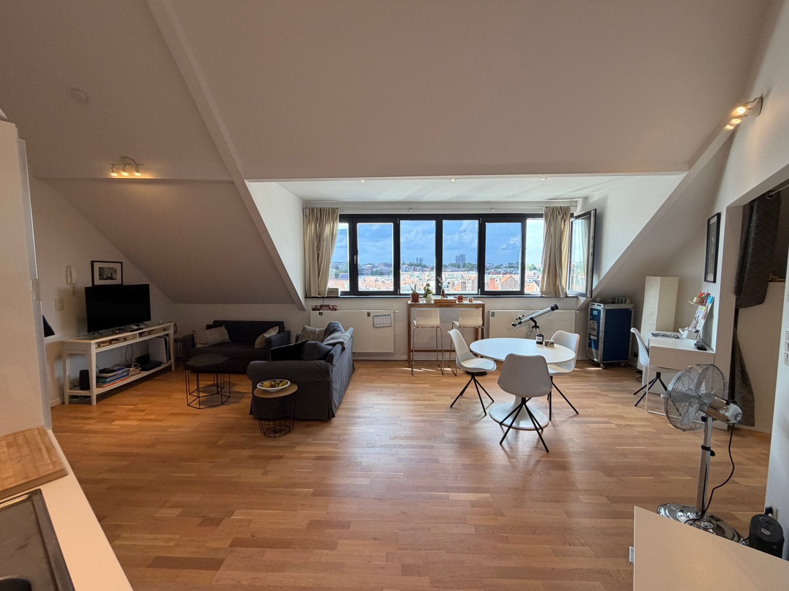 Etterbeek 60m2 furnished appartment with view on Brussels!, Immo, 50 m² of meer, Brussel