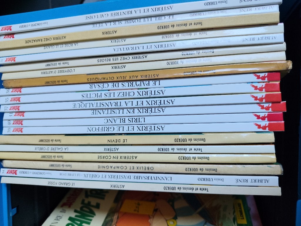 Set van 39 stuks BD Astérix 20 eo, Ophalen, Gelezen