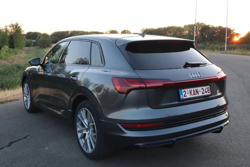 Audi e-tron quatro 55 bj 2022 162000km, Auto's, Automaat, Lederen bekleding, Euro 6, Leder