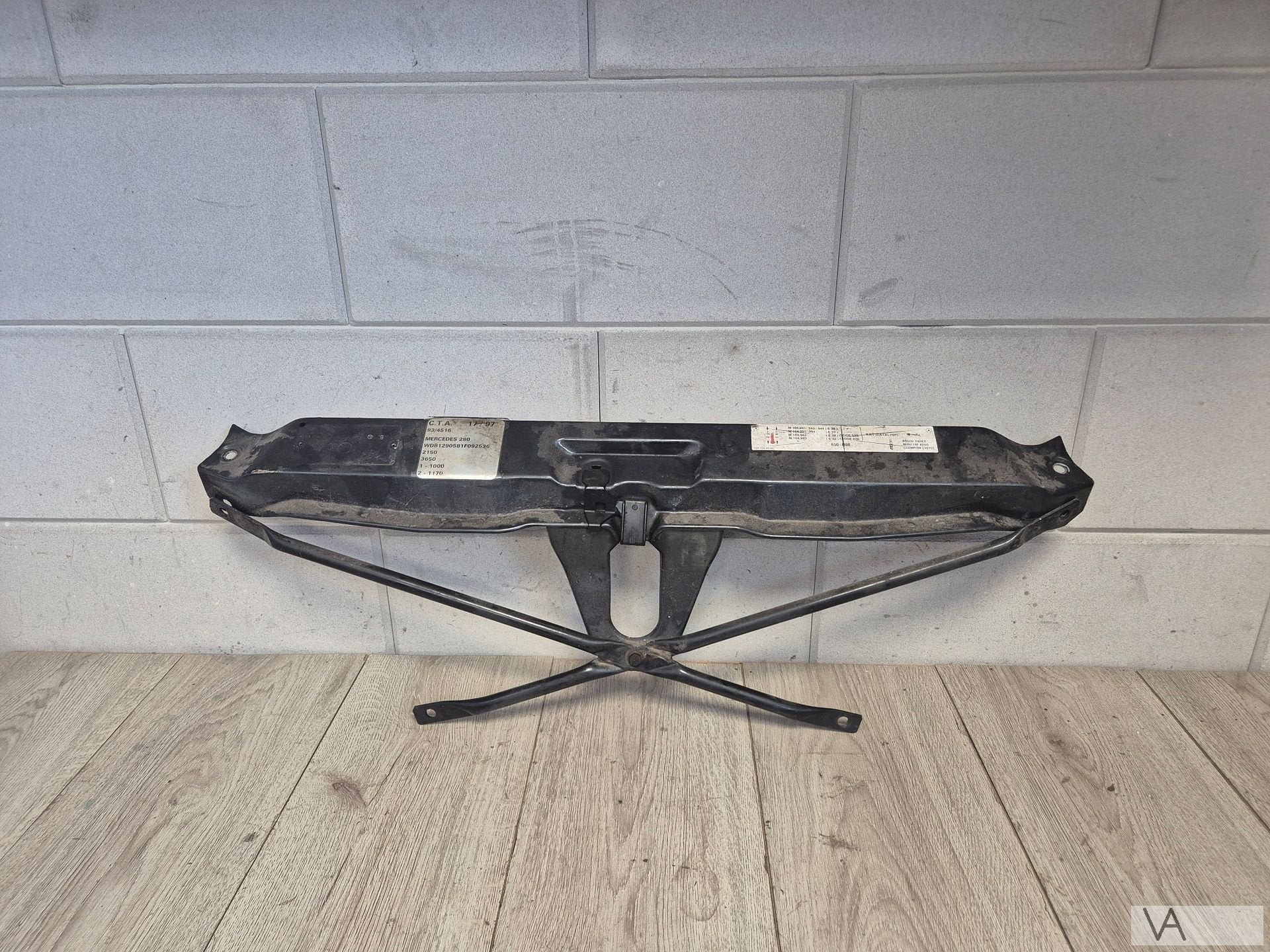 Voorfront Frontbalk paneel van Mercedes SL R129 1989 - 2002, Autos : Pièces & Accessoires, Carrosserie & Tôlerie, Pare-chocs, Mercedes-Benz