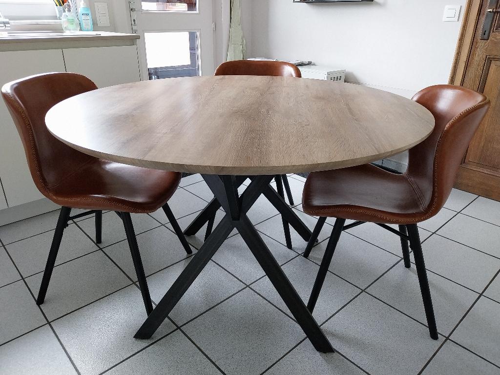 Ronde keukentafel, Huis en Inrichting, Ophalen, Rond, Zo goed als nieuw, Vier personen