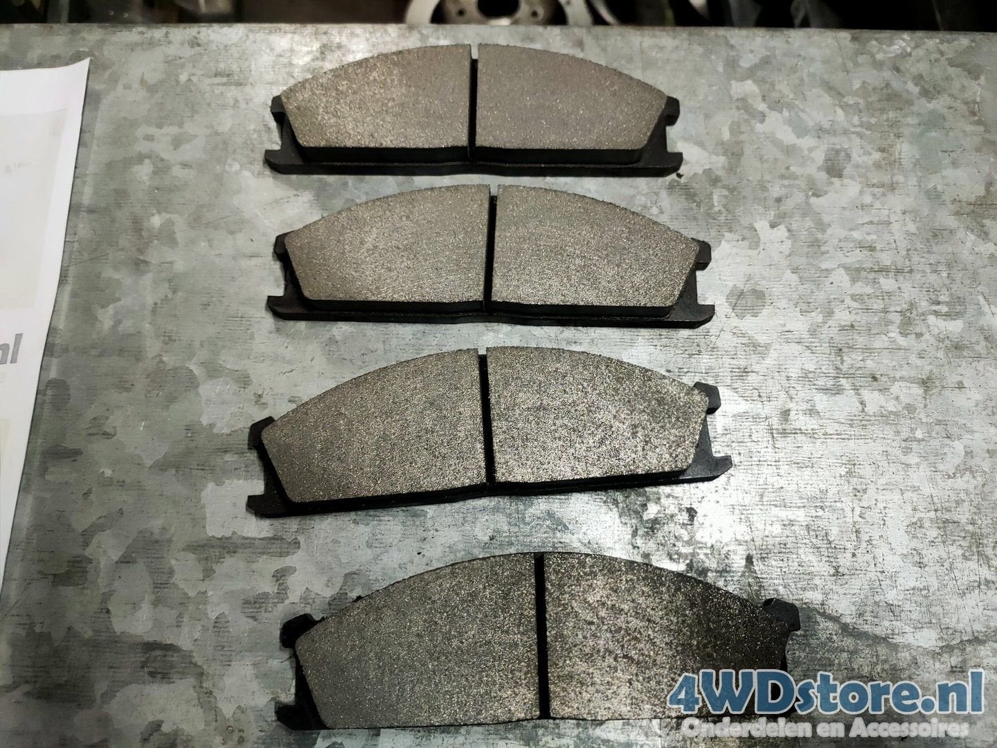 Nissan Navara D22 Remblokset Vooras D106M57G90, -, -, Nieuw, Ophalen of Verzenden