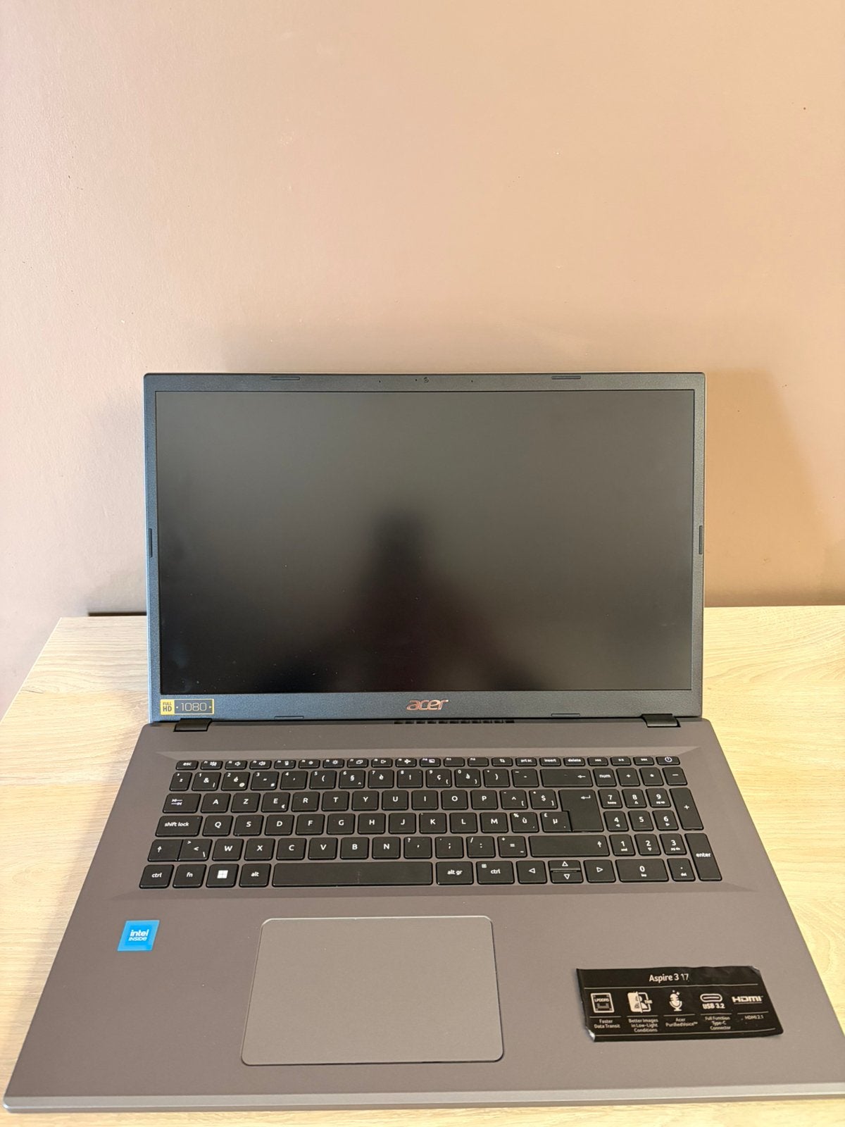 Ordinateur portable ( Acer Aspire 3 17 ), Ophalen, Zo goed als nieuw