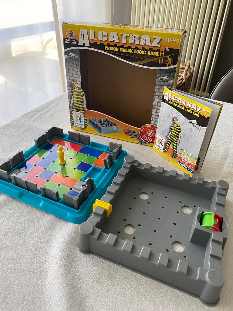 Alcatraz smart game vanaf 1 persoon, Hobby en Vrije tijd, Gezelschapsspellen | Bordspellen, Zo goed als nieuw, Ophalen of Verzenden