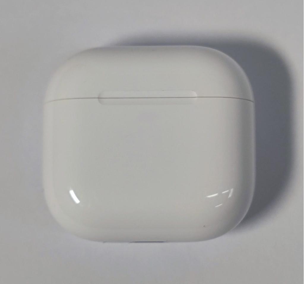 Apple airpods 4 - Oplaadcase - Wit | tweedehands, Telecommunicatie, Mobiele telefoons | Oordopjes, Niet ingevuld, Niet ingevuld