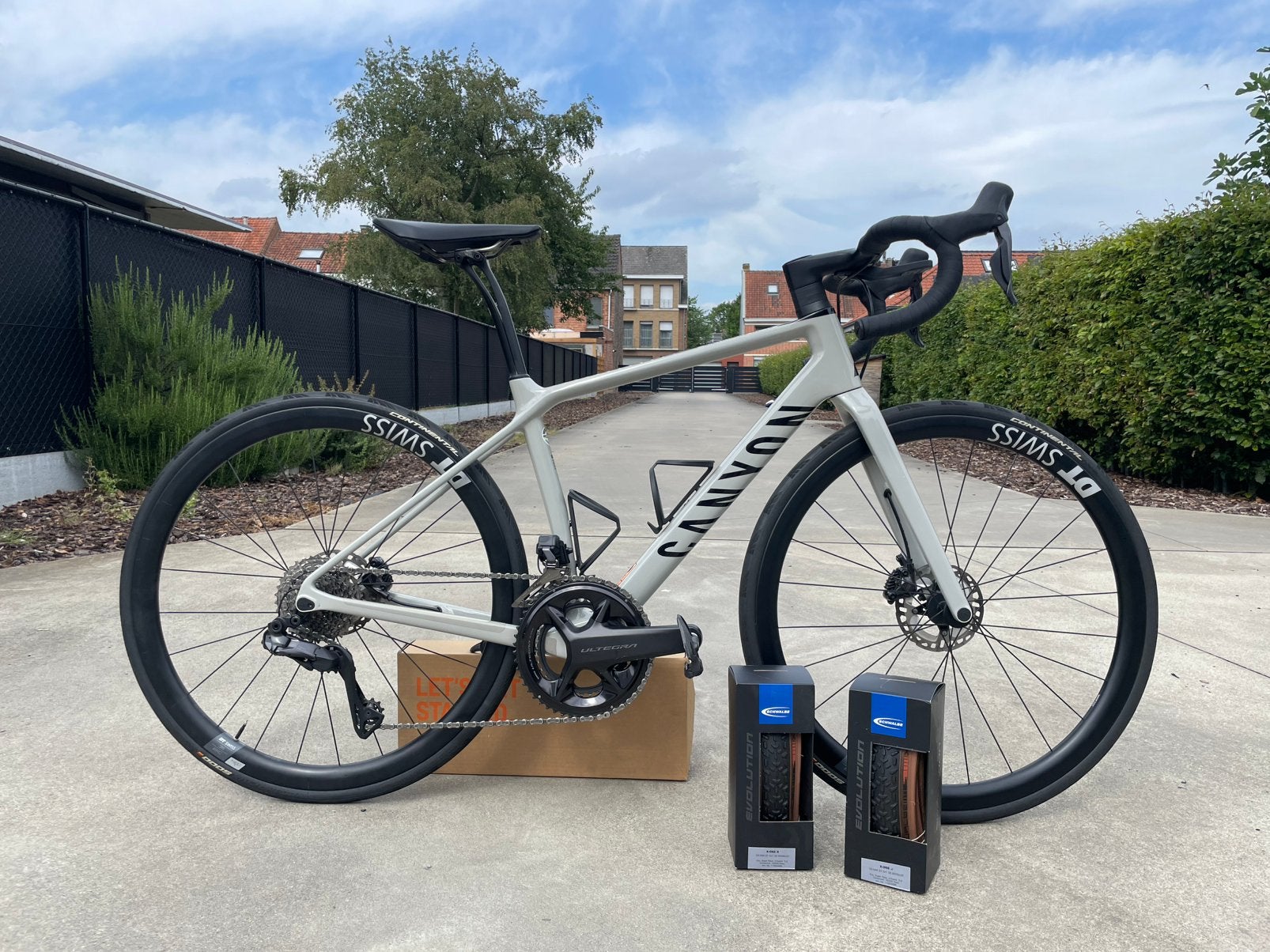 Canyon Endurance CF SL 8 Di2 (2022), Vélos & Vélomoteurs, Vélos | Vélos de course, Enlèvement, Comme neuf, Carbone