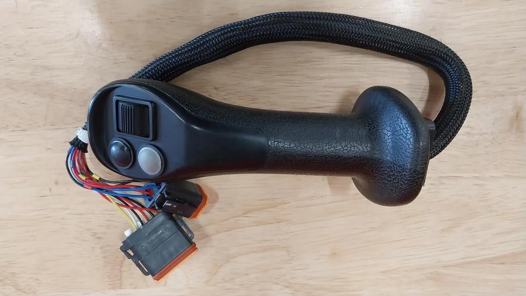 Caterpillar Excavator Joystick New, Articles professionnels, Machines & Construction | Pièces