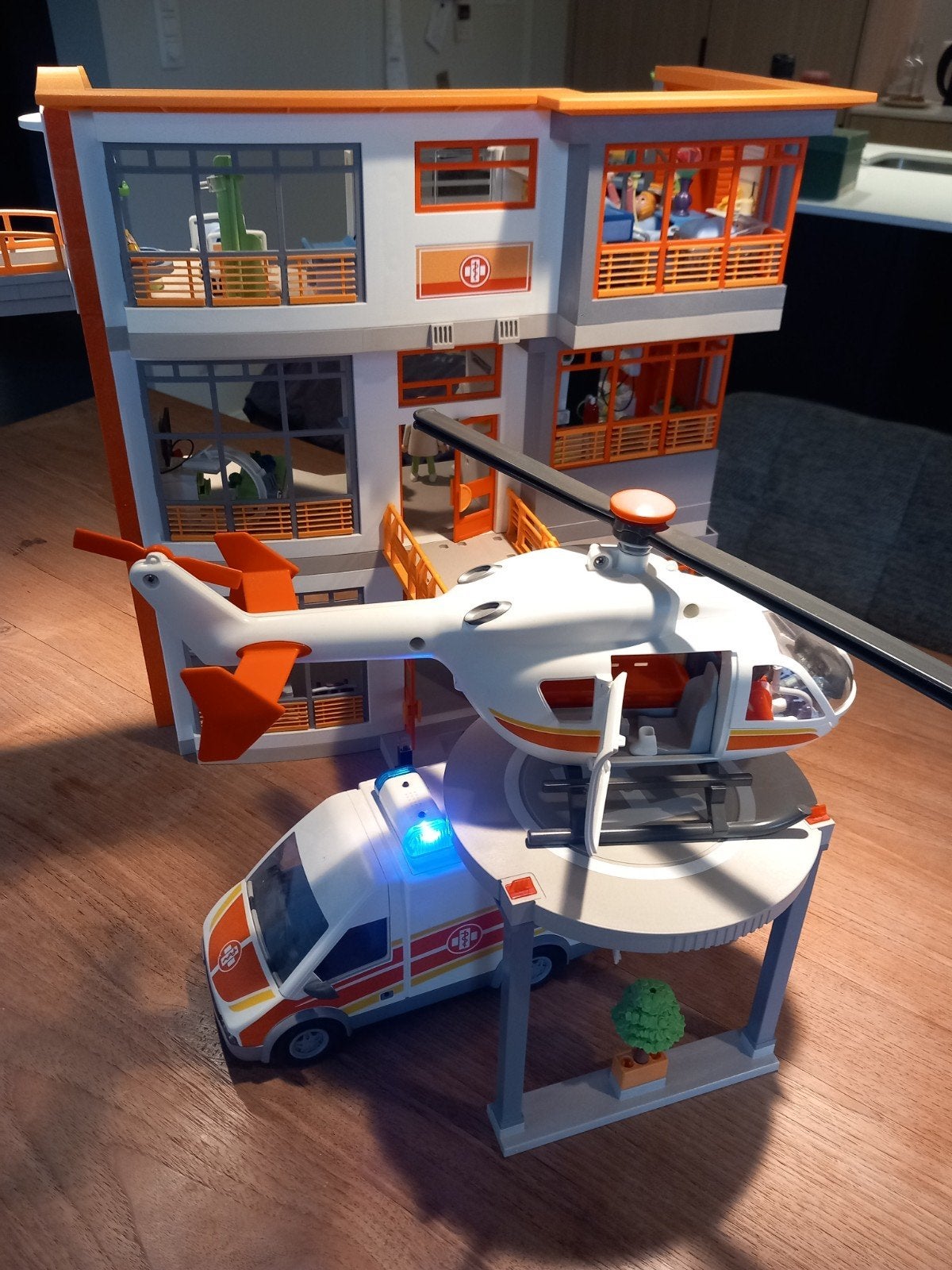 Playmobil ziekenhuis, Ophalen
