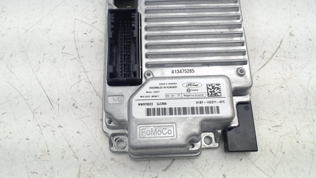 Computer navigatie Ford Fiesta, Onderdelen@venauto.nl, Van der Ven Autorecycling B.V., Ettenseweg 76, 4706 PB Roosendaal, The Netherlands