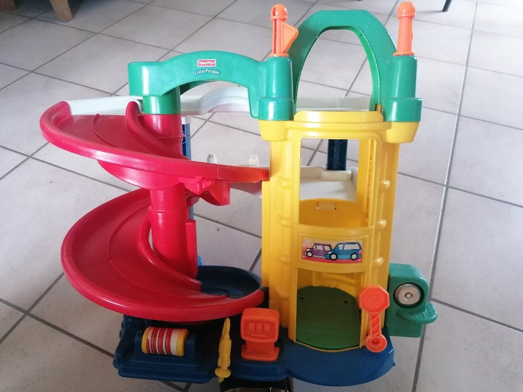 Speelgoed garage., Ophalen, Gebruikt, Overige typen