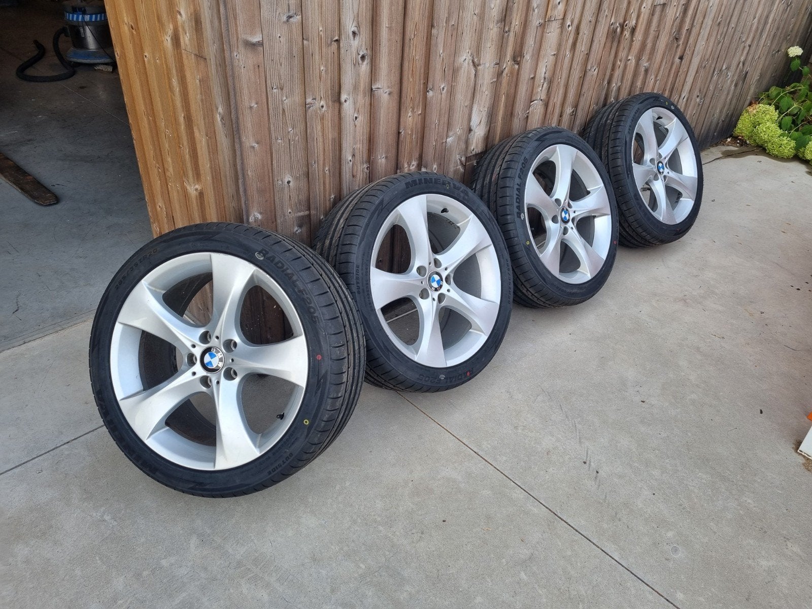 breedset bmw velgen met nieuwe banden 20 inch, Auto-onderdelen, Banden en Velgen, Ophalen, 20 inch, Band(en)