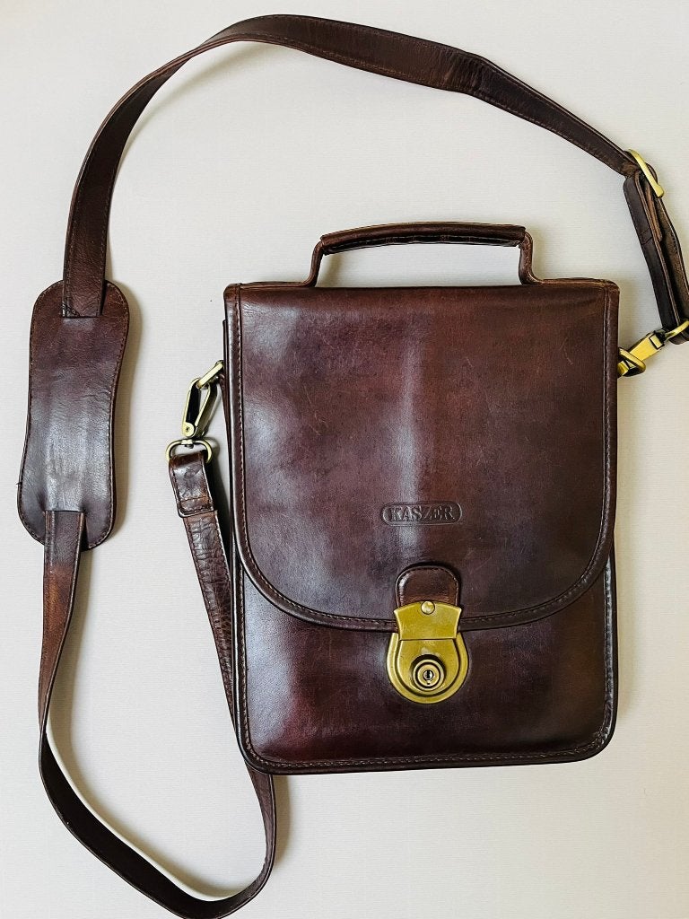 Sac à bandoulière en cuir pleine fleur Kaszer pour homme, Autres marques, Cuir, Enlèvement ou Envoi, Brun