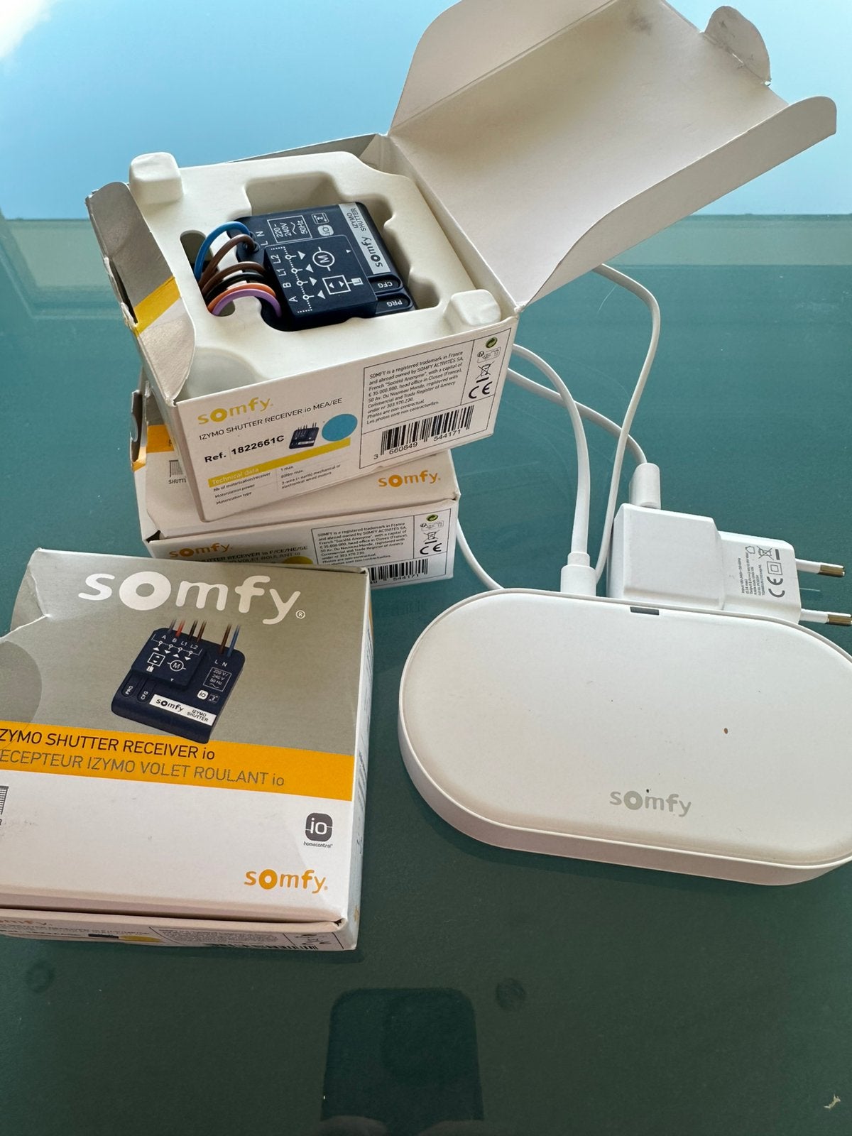 Somfy tahoma Connectivity kit + 3 shutters, Doe-het-zelf en Bouw, Ophalen of Verzenden, Zo goed als nieuw, Elektrische bediening