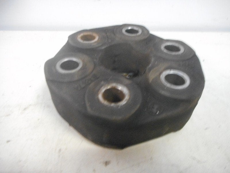 POULIE DAMPER BMW 3 serie (E46 / 4) (1227410), Utilisé, BMW, Petuelring 130
80809  München, DE, Bayerische Motoren Werke AG