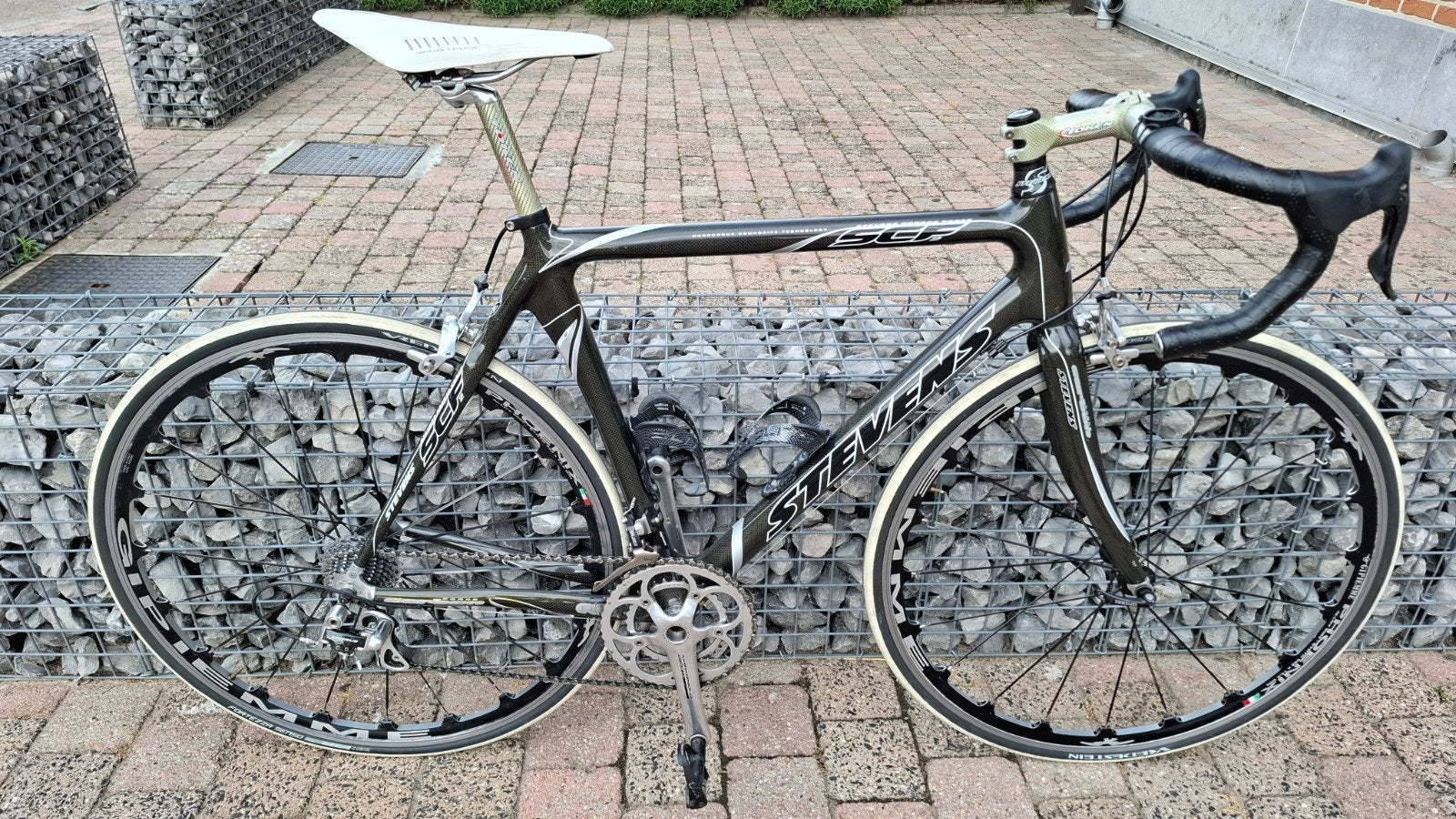 Vélo Stevens full Carbone en très bonne état taille 56, Vélos & Vélomoteurs, Enlèvement, Carbone
