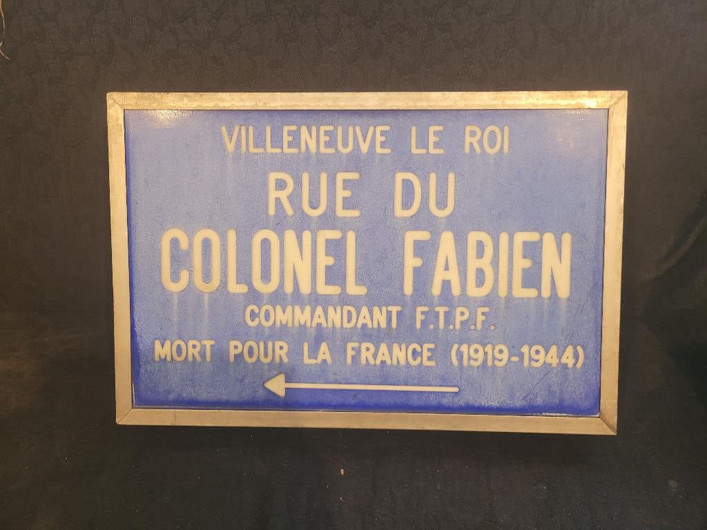 Het verlichte straatnaambord van kolonel Fabien, Verzamelen, Merken en Reclamevoorwerpen, Ophalen of Verzenden, Gebruikt, Reclamebord