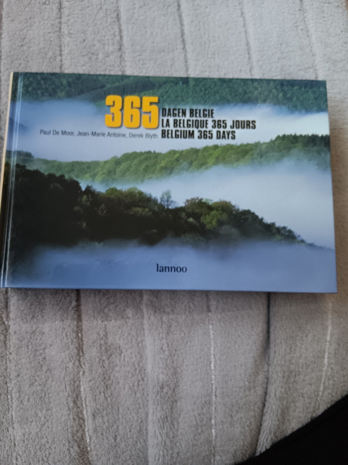 365 dagen Belgie, Ophalen of Verzenden, Nieuw