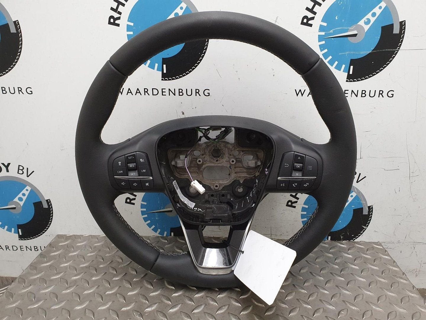 FORD FOCUS TITANIUM STUURWIEL 2020, Ophalen of Verzenden, Gebruikt, ARN erkend