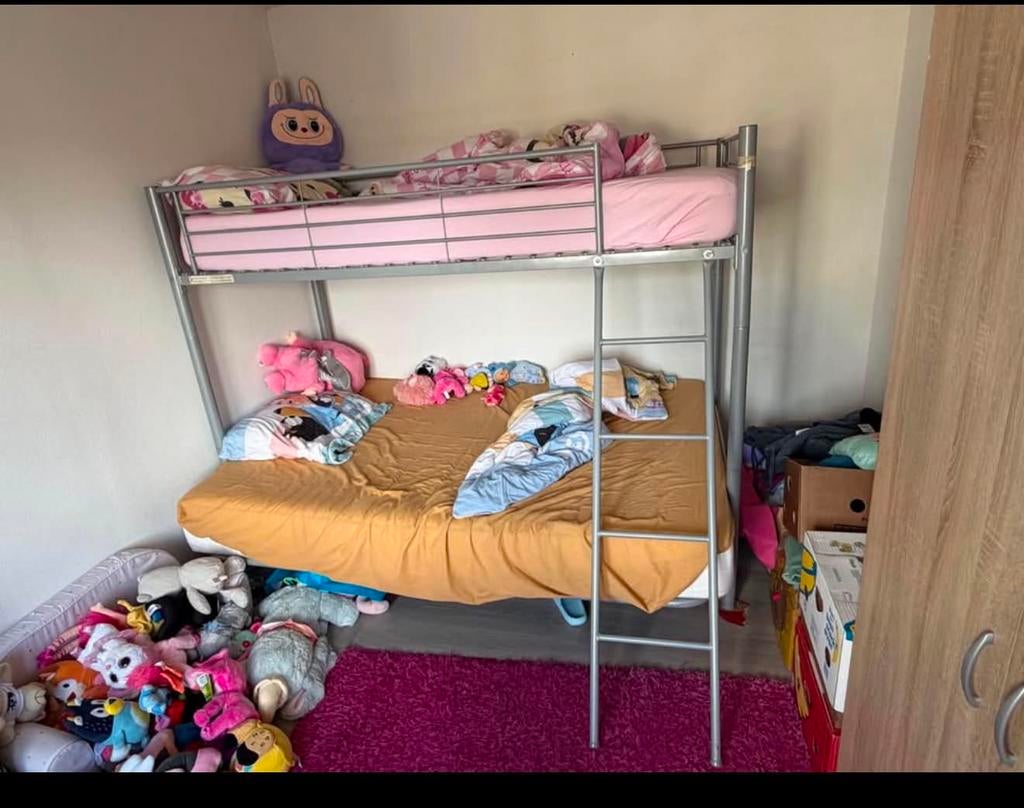 Stapelbed + gratis 2 personen matras, Ophalen, Zo goed als nieuw, Stapelbed