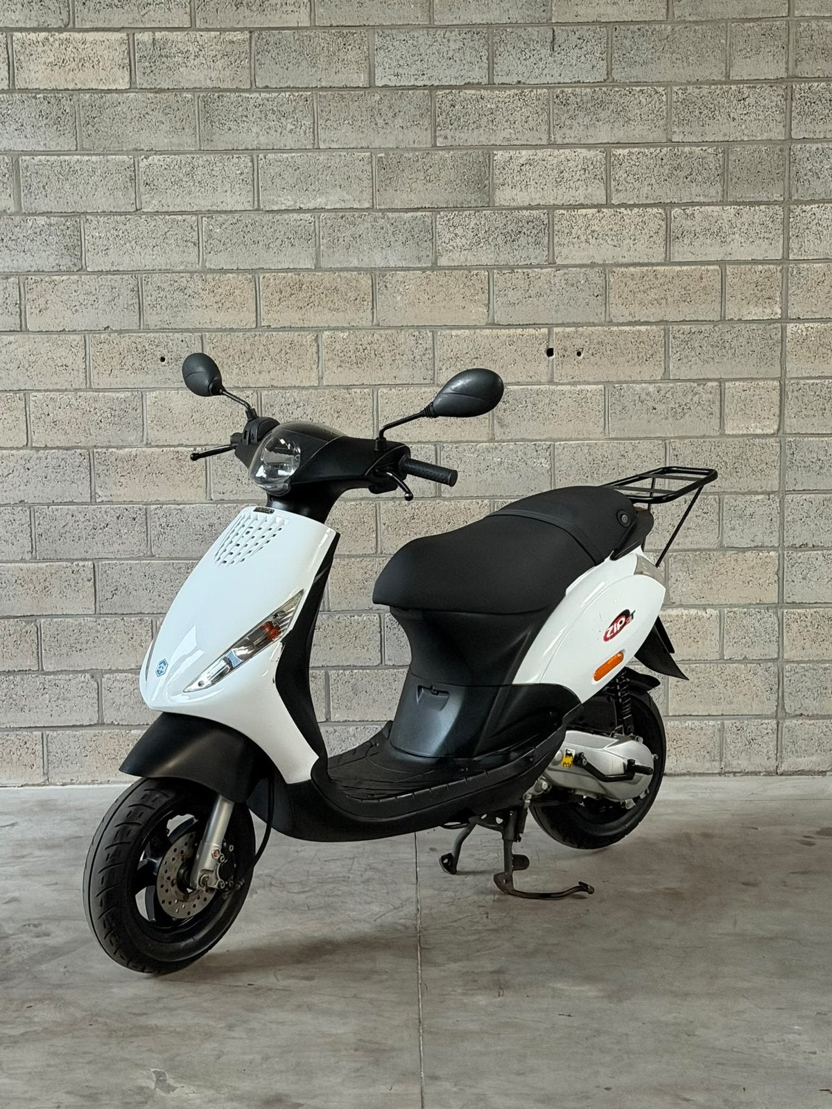 Piaggio zip 2takt 2017!! 7k gelopen! Duits, Ophalen, Zo goed als nieuw, Zip