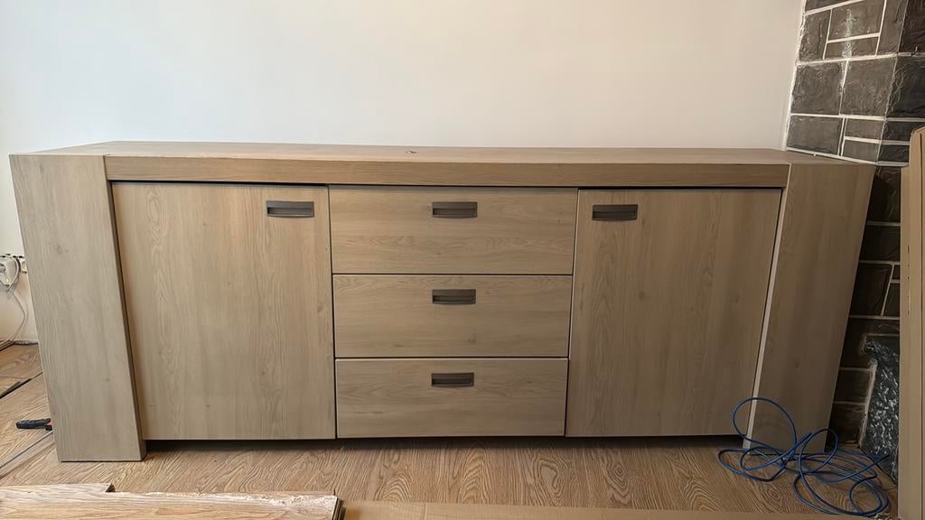 Te koop living kast, Ophalen