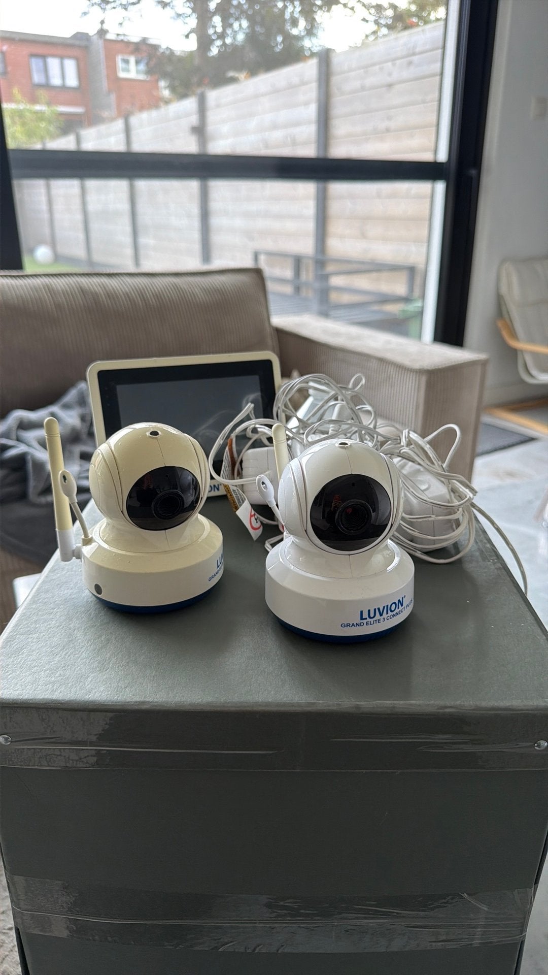 Luvion camerasysteem met 2 camera’s en 1 videofoon, Enlèvement ou Envoi, Comme neuf, Caméra