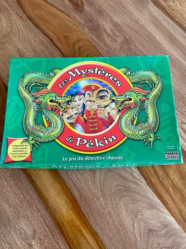 Les Mystères de Pékin (Parker 2004) – Jeu détective complet, Trois ou quatre joueurs, Enlèvement, Comme neuf, Parker