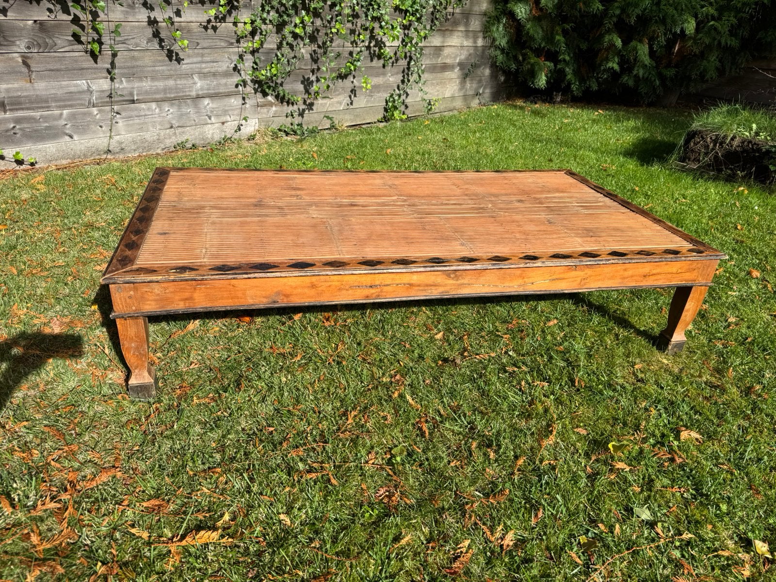 Aziatisch opiumbed / lage salontafel, Huis en Inrichting, Ophalen, Gebruikt, 100 tot 150 cm, Oosters