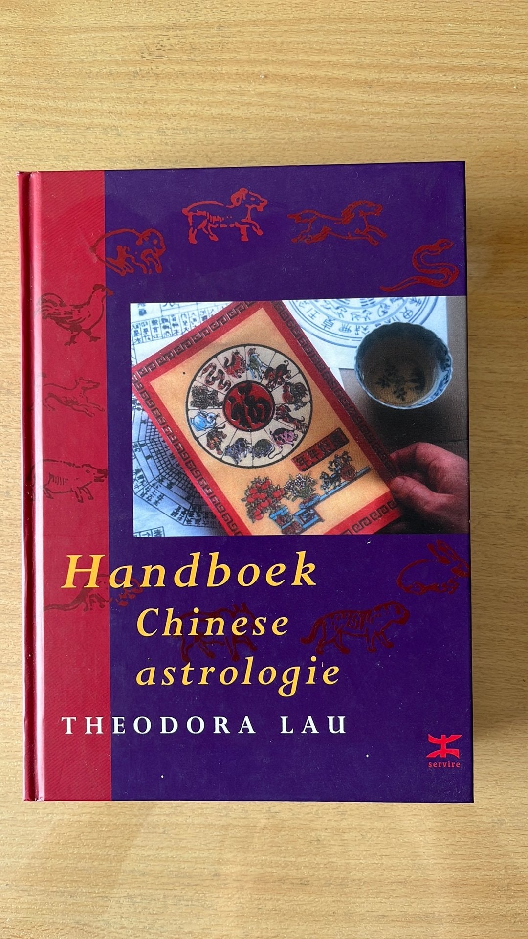 T. Lau - Handboek Chinese astrologie, Boeken, Ophalen of Verzenden, Astrologie, T. Lau