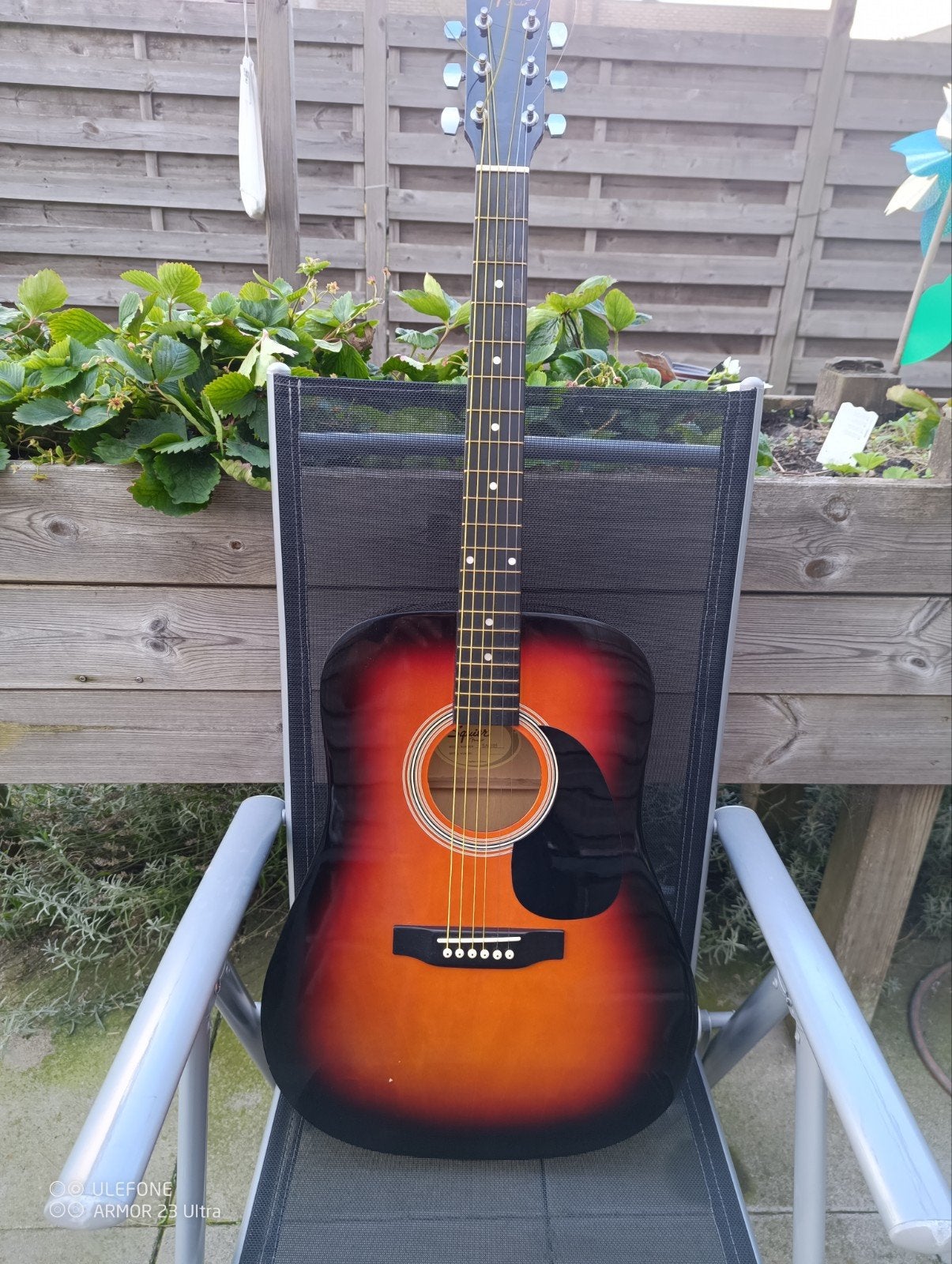 akoestische gitaar squier,made by Fender, Muziek en Instrumenten, Ophalen, Gebruikt, Western- of Steelstringgitaar, Met koffer