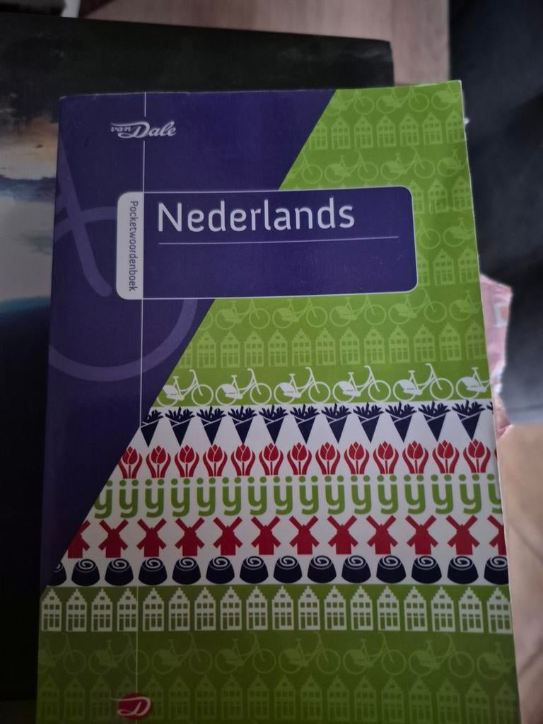 Dictionnaire de poche Van Dale - néerlandais, Livres, Dictionnaires, Néerlandais, Van Dale, Enlèvement ou Envoi