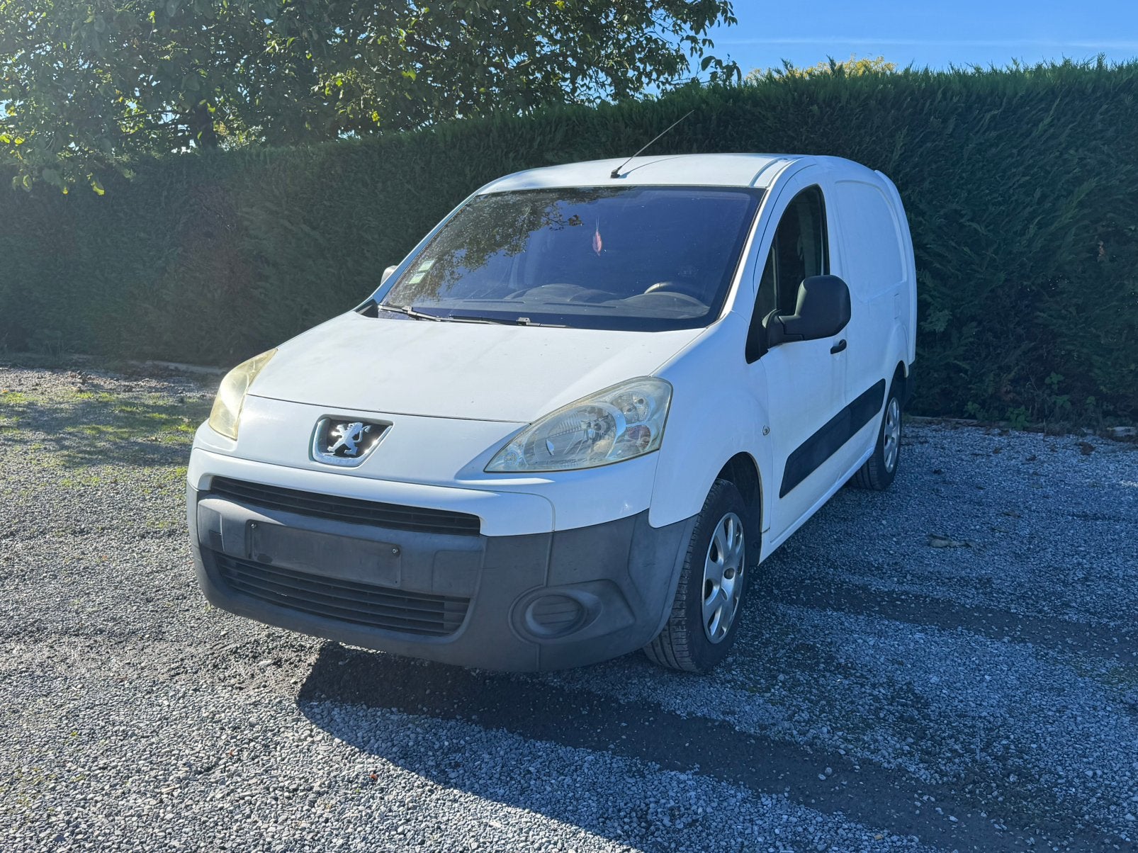 Peugeot Partner 1.6 hdi lichte vracht gekeurd voor verkoop, Zwart, 4 cilinders, 1600 cc, Wit