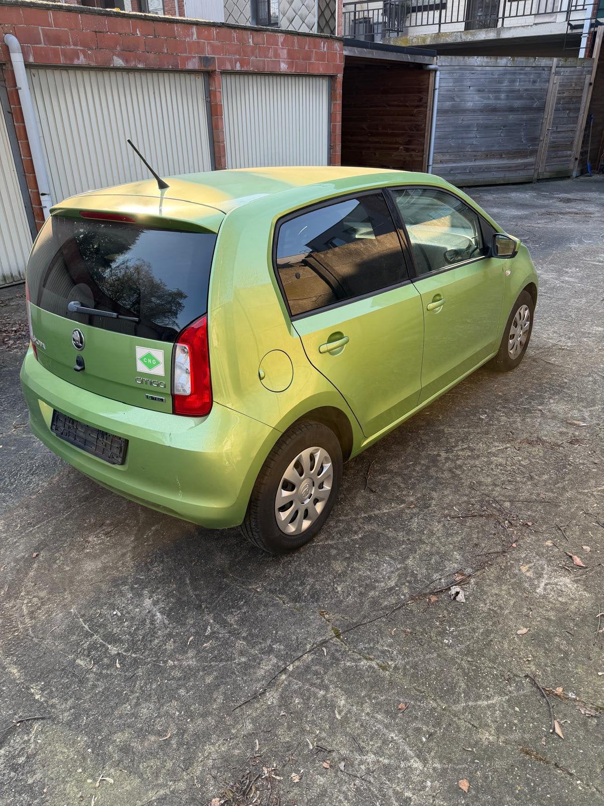 CLIMATISATION 5 PORTES ESSENCE ET GNC SKODA CITIGO 1.0, Autos, Achat, Boîte manuelle, Noir, 5 portes