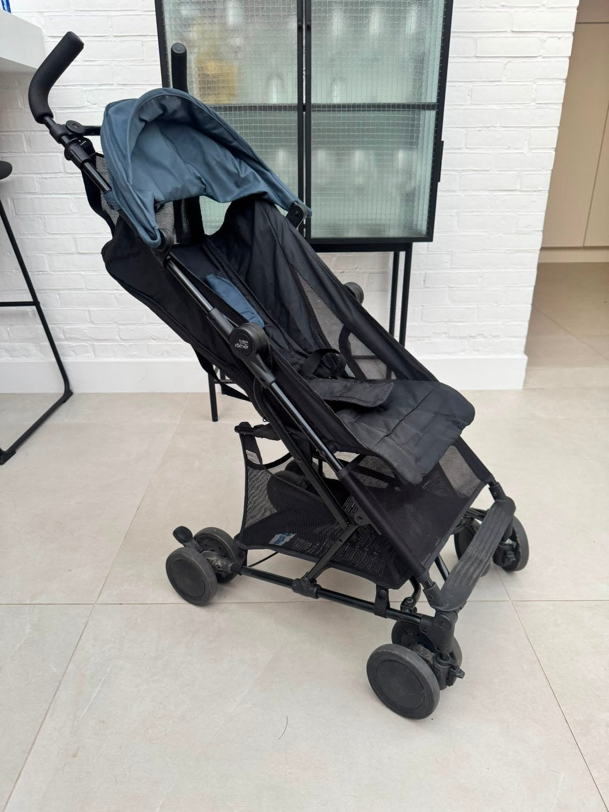 Buggy, Kinderen en Baby's, Buggy's, Ophalen of Verzenden, Gebruikt, Overige merken, Zonnekap