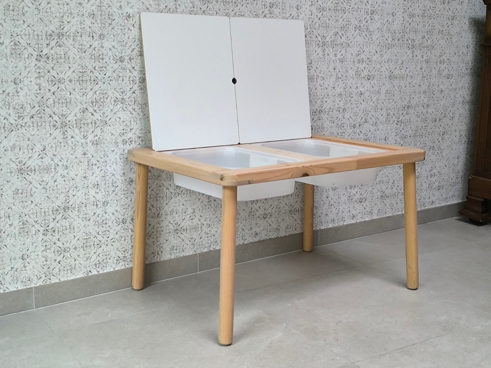 Ikea FLISAT kinder speeltafel (Met bakjes), Ophalen, Gebruikt