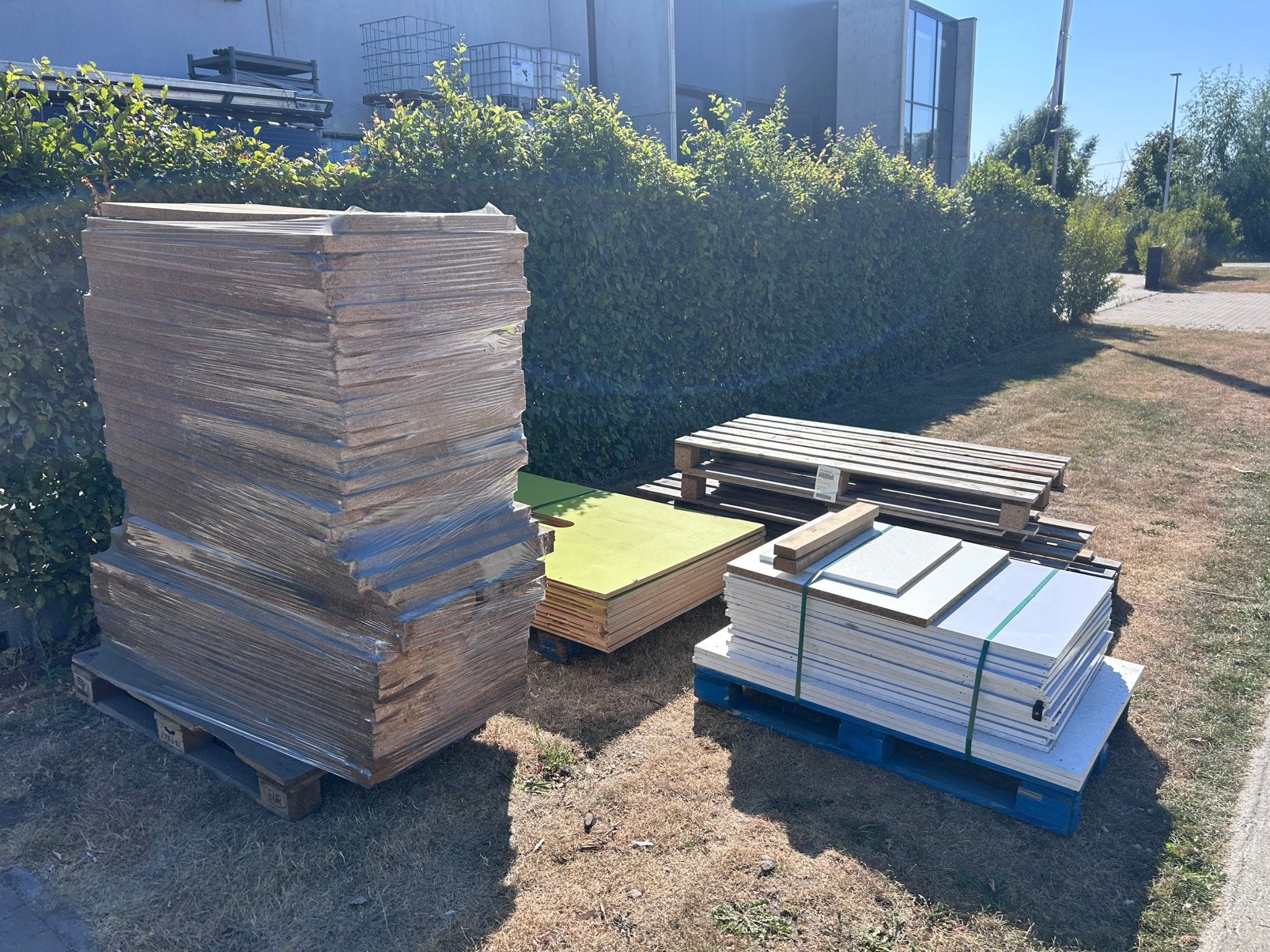 Gratis hout/brandhout,  legbanken,, Bricolage & Construction, Bois & Planches, Enlèvement, Utilisé