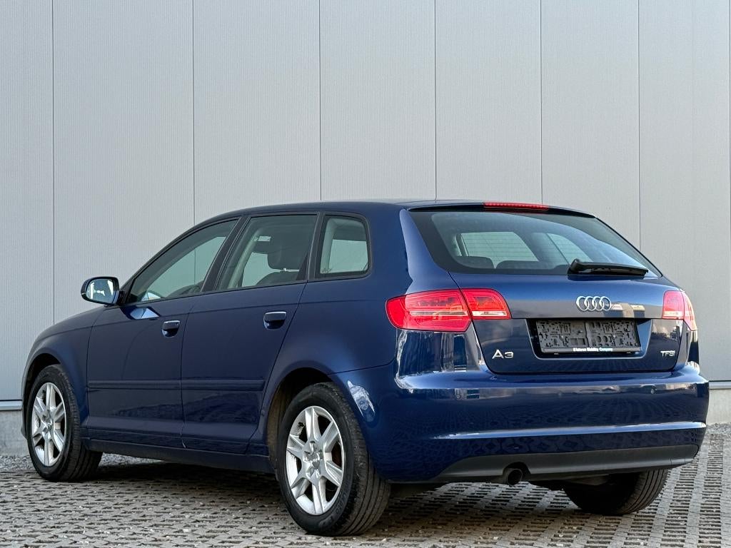 Audi A3 Sportback 1.2 TFSI S tronic Cruise Navi Garantie*, Auto's, Euro 5, Zwart, 4 cilinders, Blauw