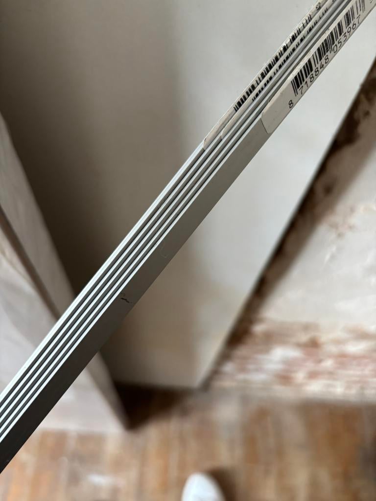5 Profielen 10x10x1.25  1m, Doe-het-zelf en Bouw, Ophalen, Zo goed als nieuw