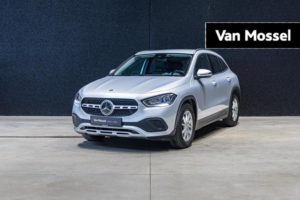 Mercedes-Benz GLA-klasse GLA 180 Business Solution NAVI | CA, Stof, Gebruikt, 4 cilinders, 136 pk